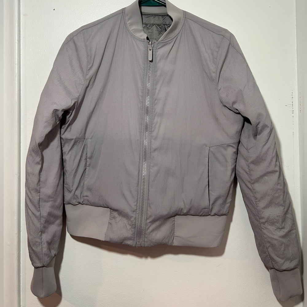 Lululemon Non-Stop Bomber *Reversible Size 4 - Picture 3 of 12